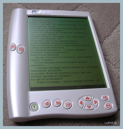 SSCT 膽固醇液晶與歌林 i-library EB683：被 E Ink 掩埋的台灣電子書考古題